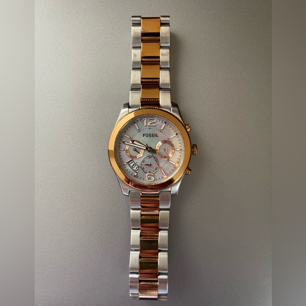 Fossil Two-Tone Rose Gold And Silver Watch - image 4